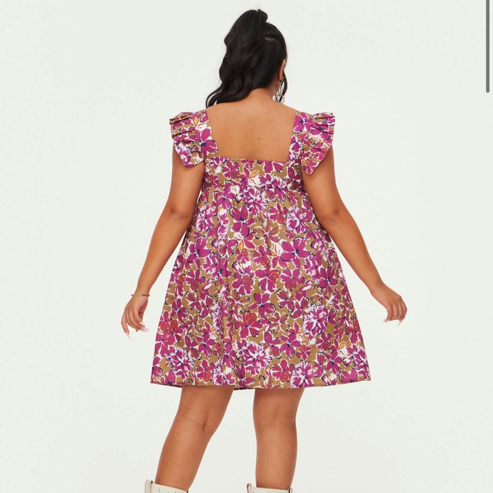 Floral Dress- NEW - Picture 2 of 5